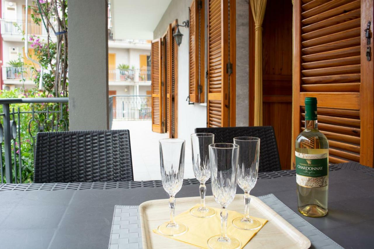 Villa Franca Mini Appartamenti Bisceglie Eksteriør billede