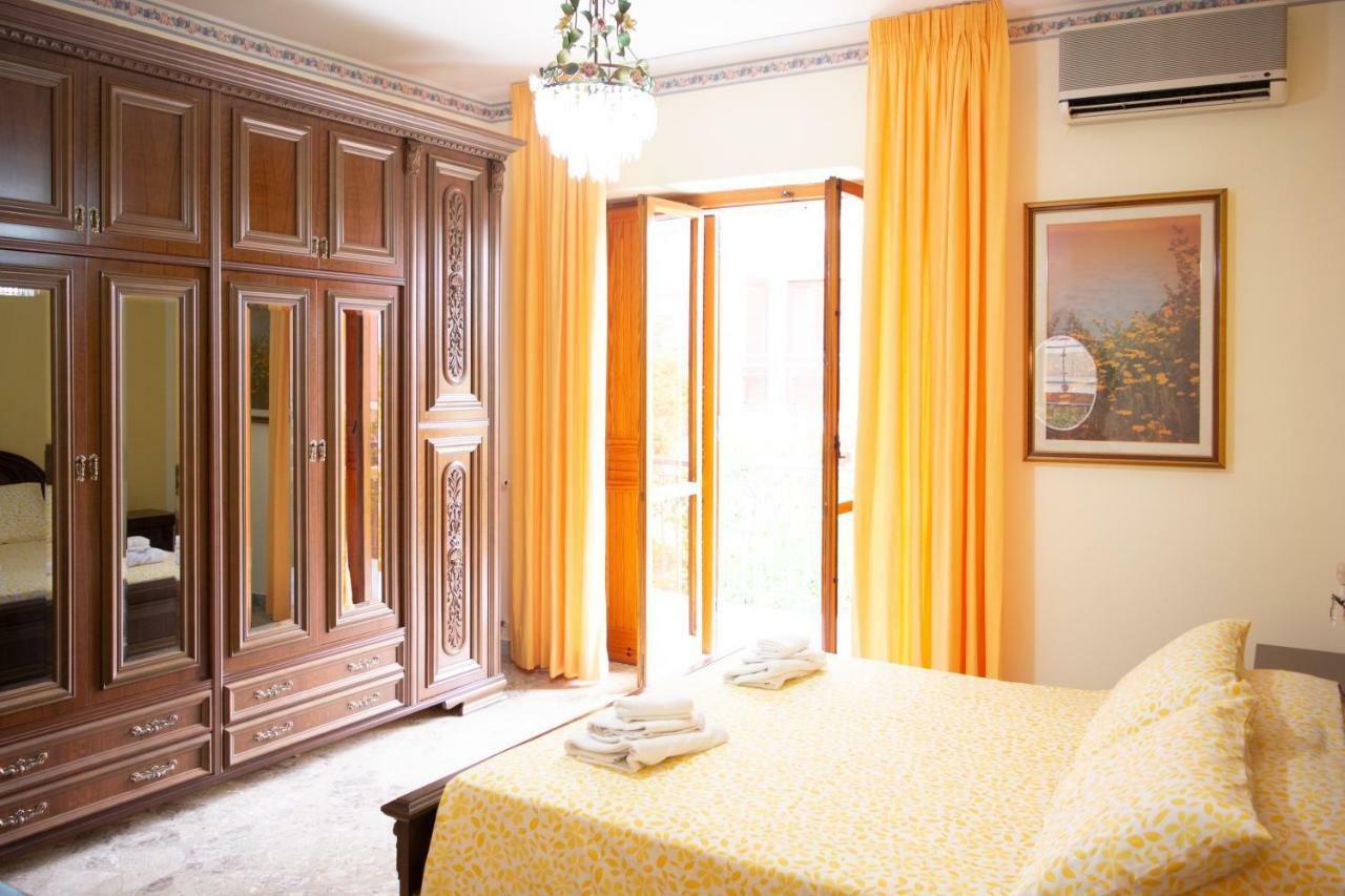 Villa Franca Mini Appartamenti Bisceglie Eksteriør billede