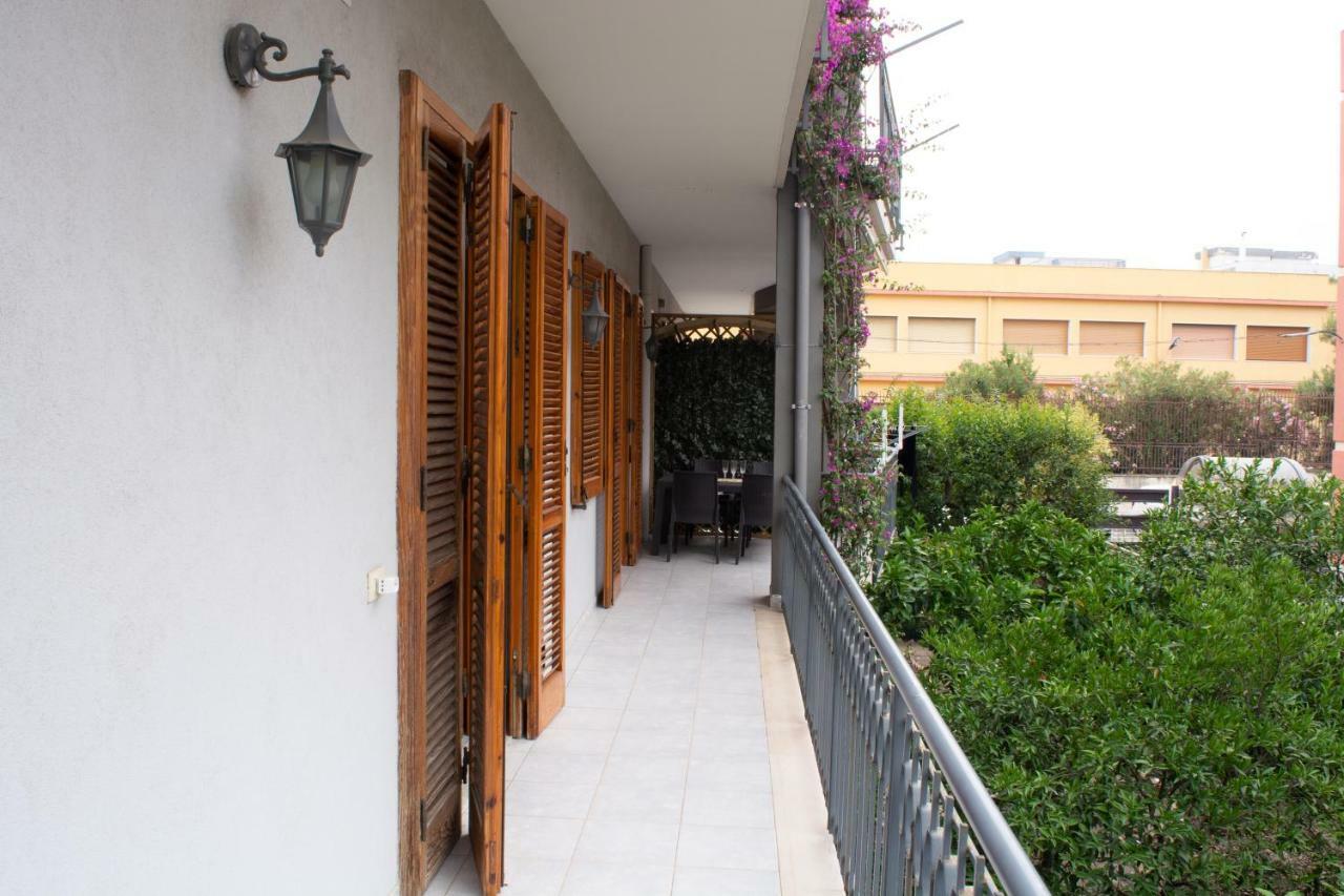 Villa Franca Mini Appartamenti Bisceglie Eksteriør billede